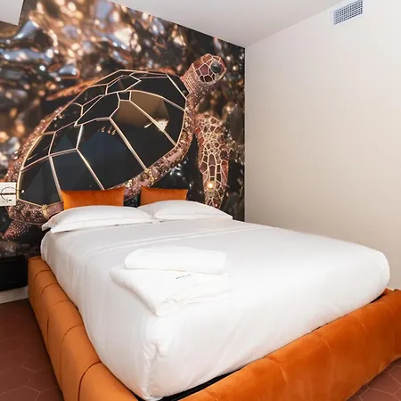 History Apartmanhotel 4*