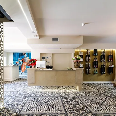 Apart-hotel History Riccione
