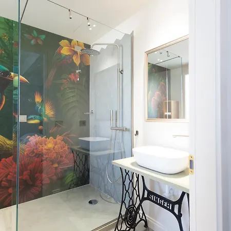 Aparthotel History 4*