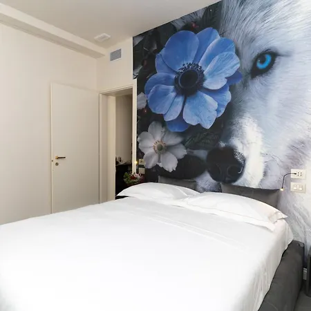 History Apart-hotel Riccione