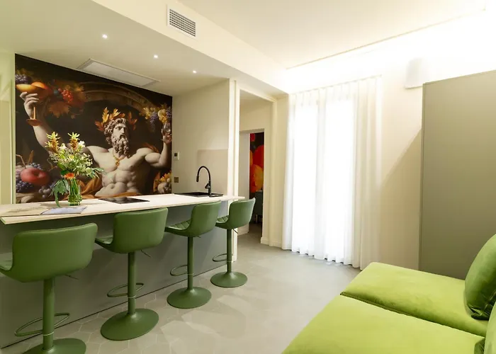 History 아파트호텔